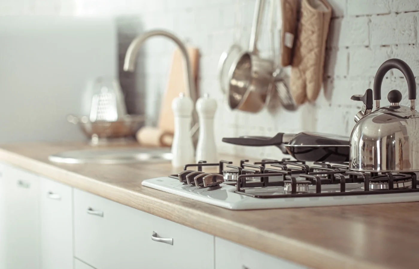 Expert wolf cooktop repair service in LA